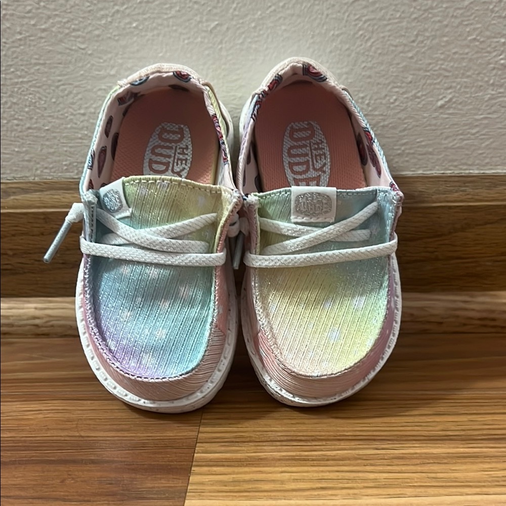 Hey Dude Wendy Toddler size 6